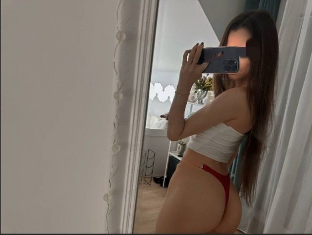 Индивидуалка Эля ТРК Семья Фотография 