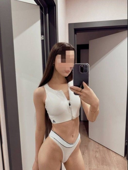 Индивидуалка Эля ТРК Семья Фотография 